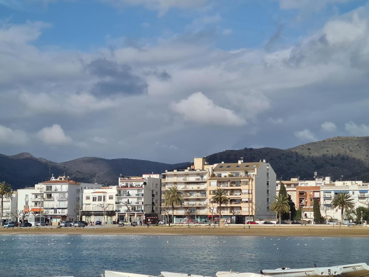 Acogedor Apartamento Vistas Al Mar ロザス エクステリア 写真